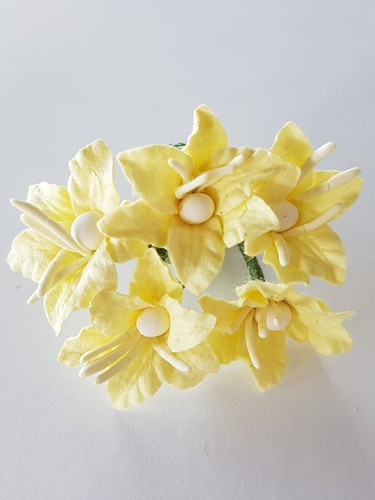 פרחי נייר - מיני לילי 5 יחידות - צהוב
