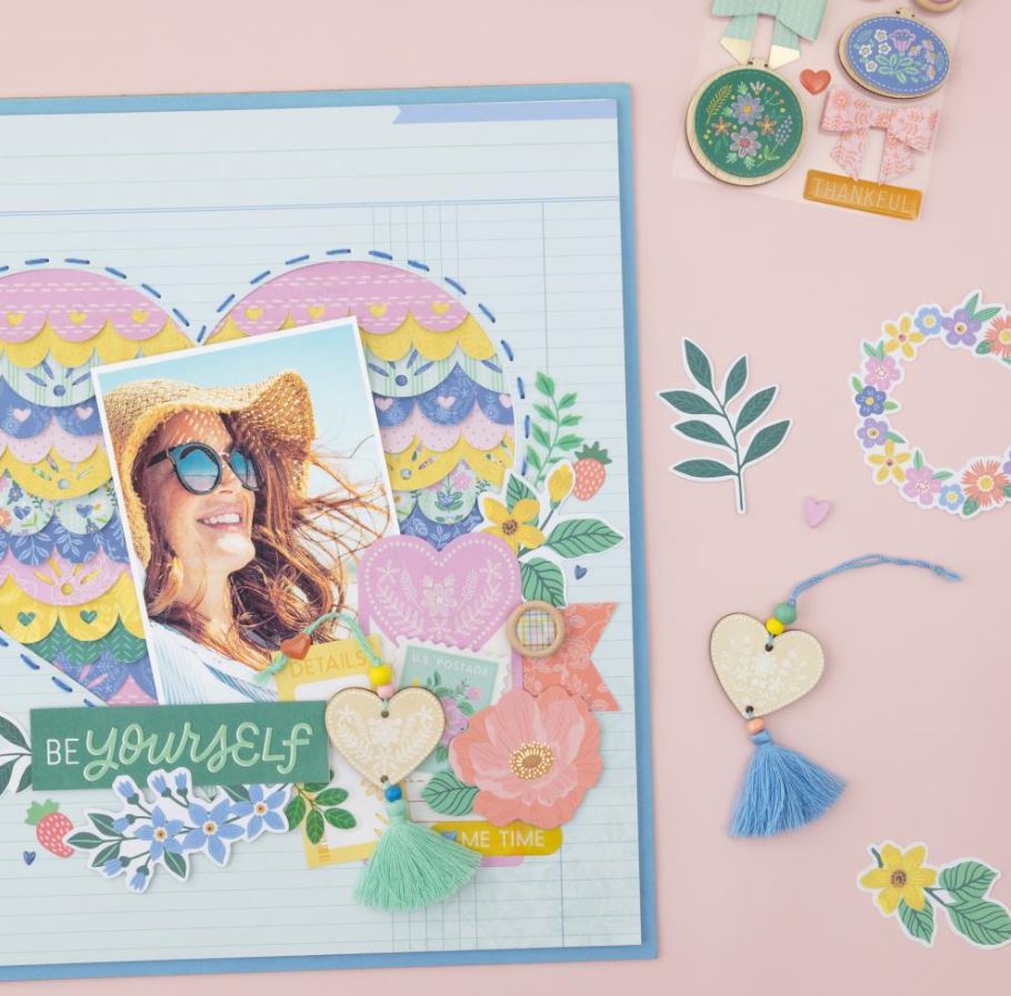 קישוטונים - American Crafts Poppy And Pear Embellishment Kit