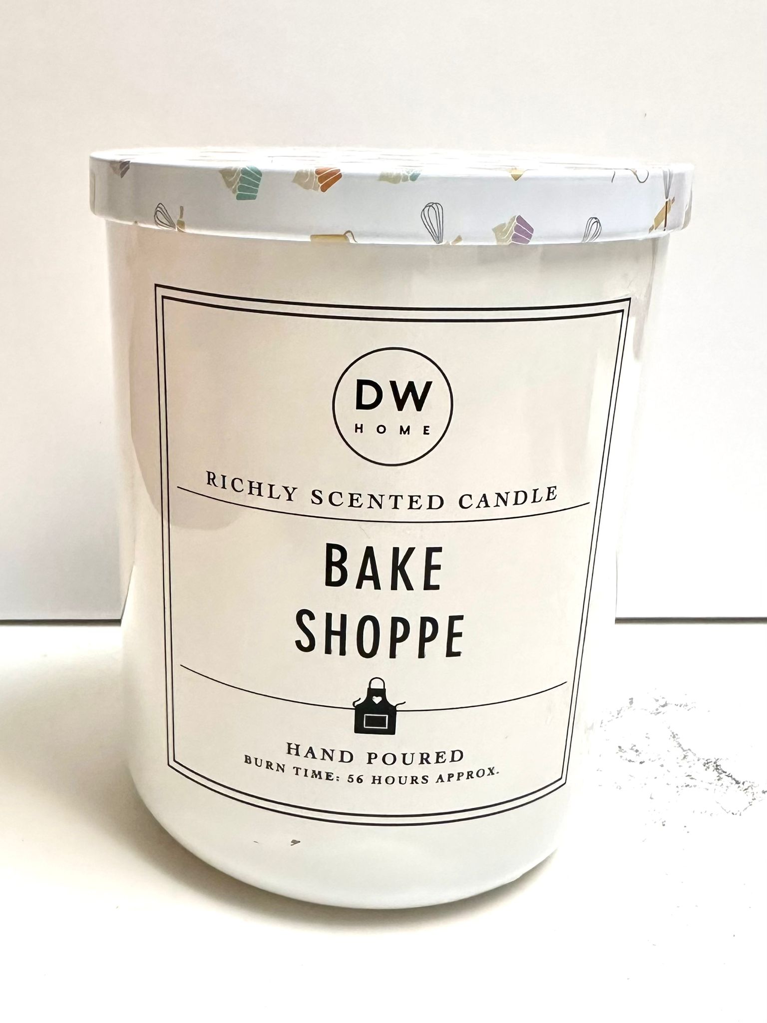 נר ריחני - Bake Shoppe